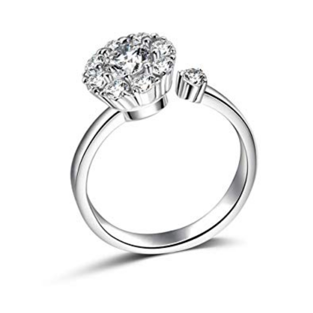 Rotating cubic zirconia ring
